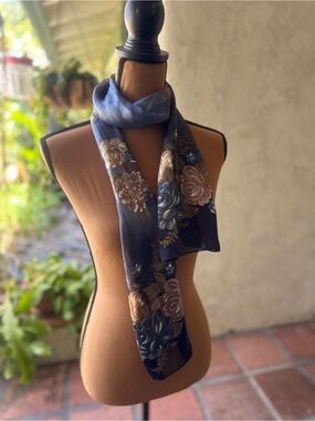 Liz Claiborne Navy Blue and Beige Floral Scarf